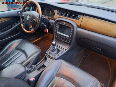 Jaguar X-Type 2.5 V6 24V cat (9)