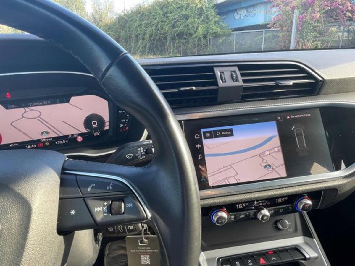 Audi Q3 Sportback 35 TDI quattro S tronic Business Plus (17)