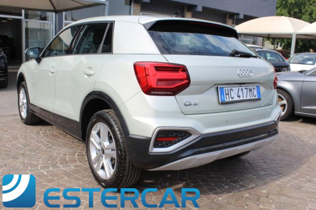 Audi Q2 Q2 35 TFSI S tronic Business (11)
