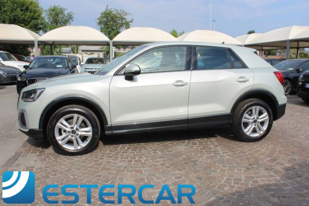 Audi Q2 Q2 35 TFSI S tronic Business (13)