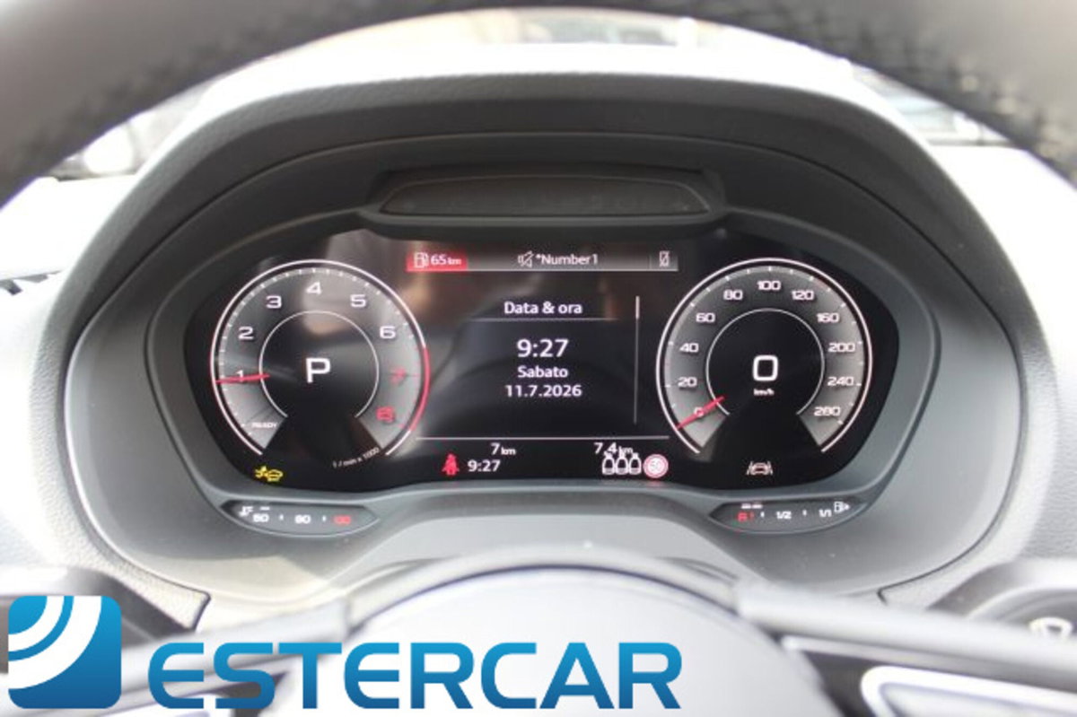 Audi Q2 Q2 35 TFSI S tronic Business (17)