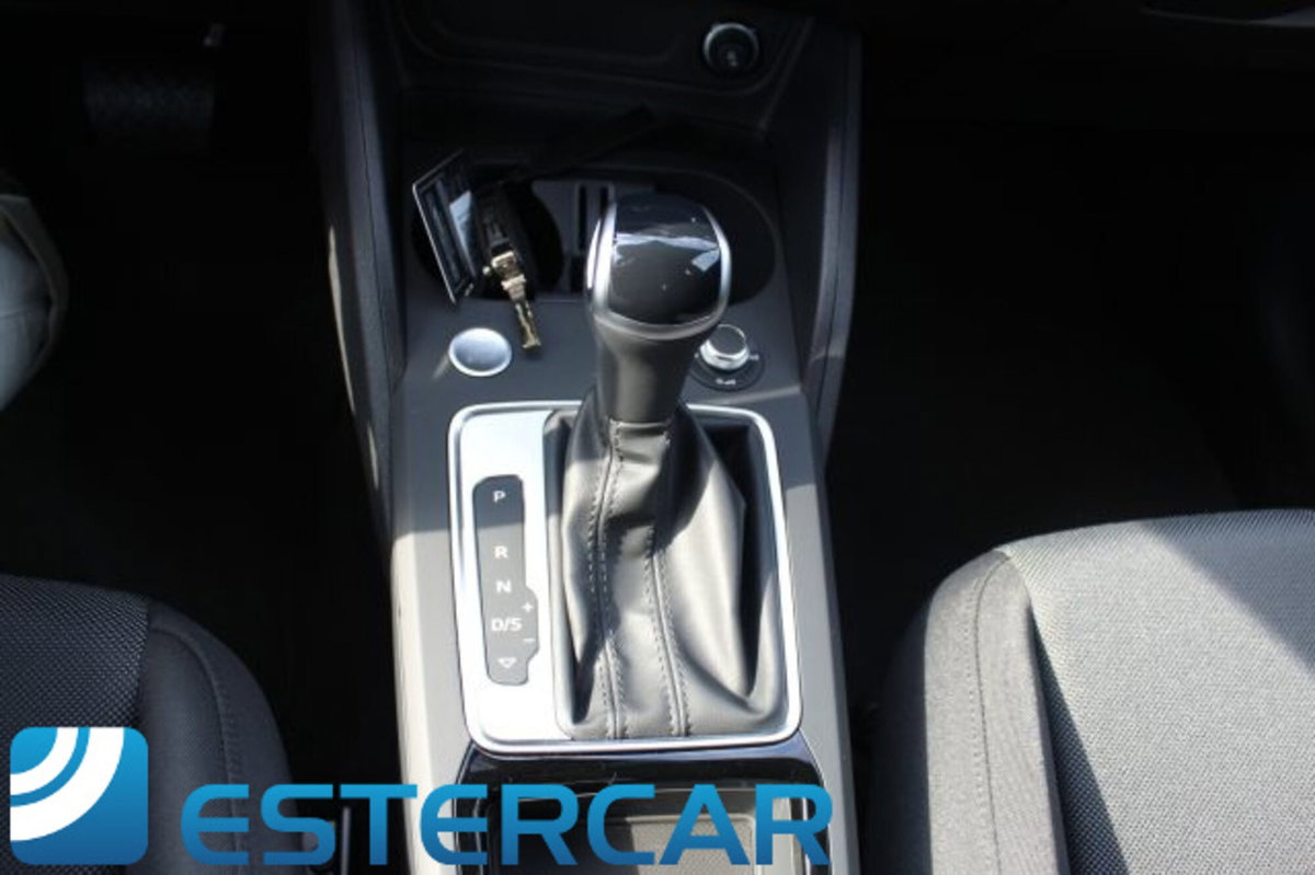 Audi Q2 Q2 35 TFSI S tronic Business (18)