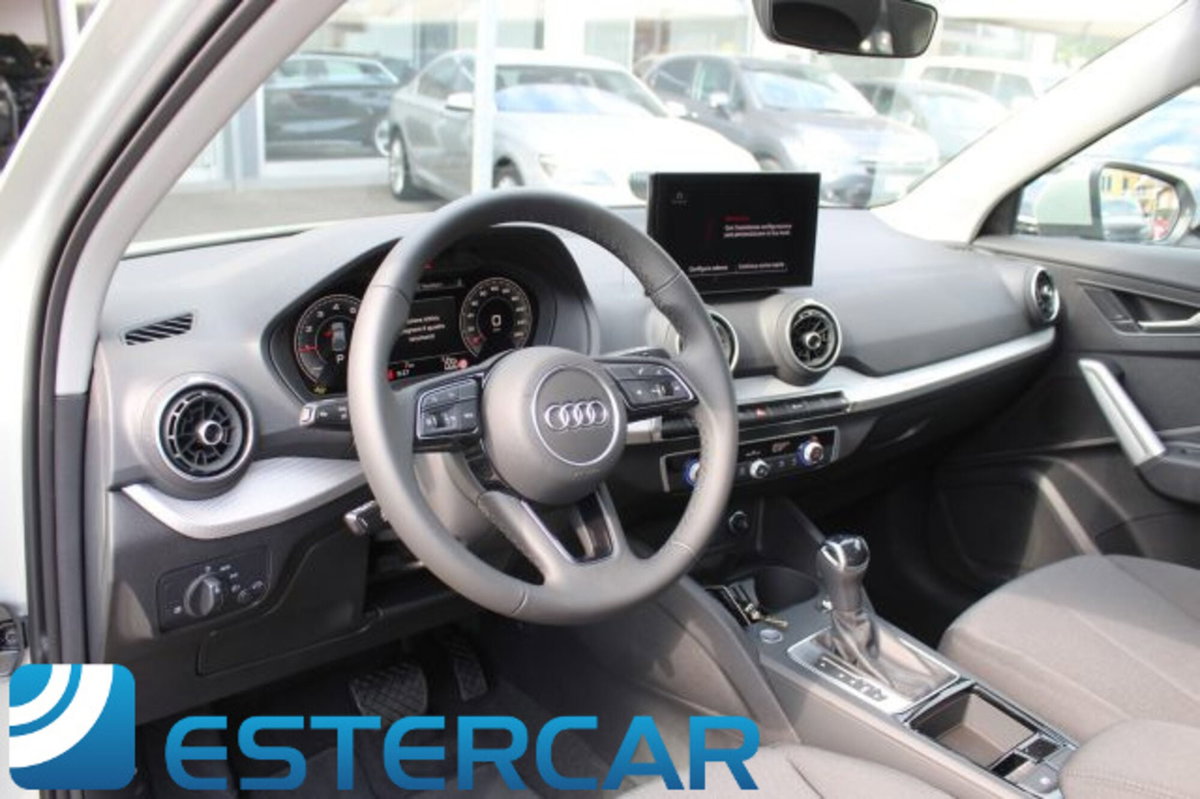 Audi Q2 Q2 35 TFSI S tronic Business (3)