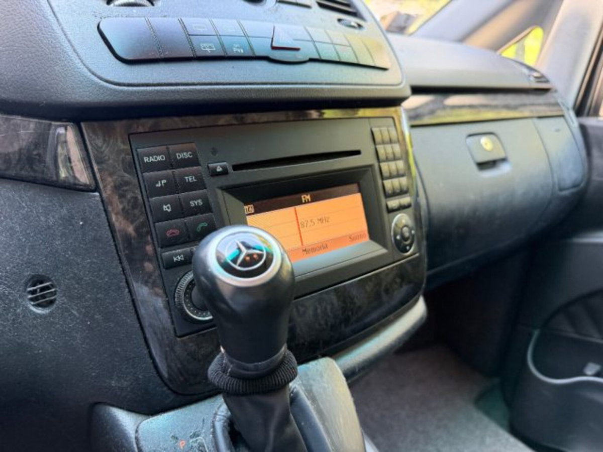 Mercedes-Benz Viano 2.2 CDI Ambiente (17)