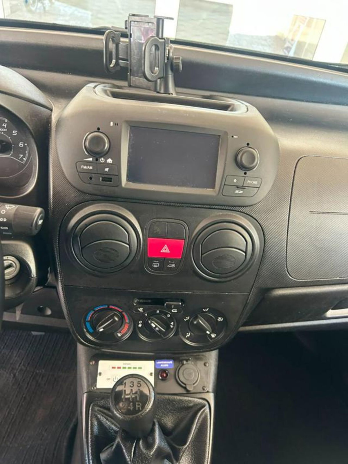 Fiat Fiorino Furgone cargo 1.3 mjt 95cv Adventure (6)