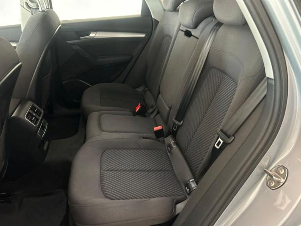 Audi Q5 2.0 TDI 190 CV quattro S tronic Business (6)