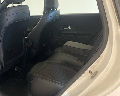 Mercedes-Benz Classe B 180 d Sport (11)