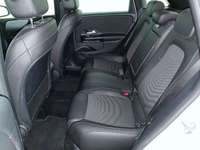 Mercedes-Benz Classe B 180 d Sport (15)