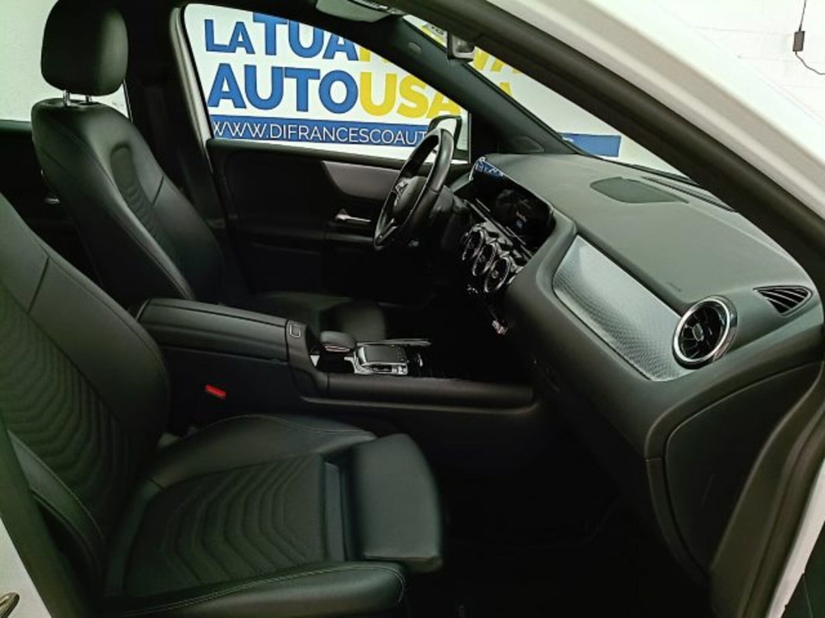 Mercedes-Benz Classe B 180 d Sport (19)