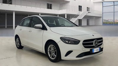 Mercedes-Benz Classe B 180 d Sport (2)