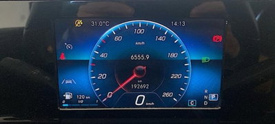 Mercedes-Benz Classe B 180 d Sport (9)