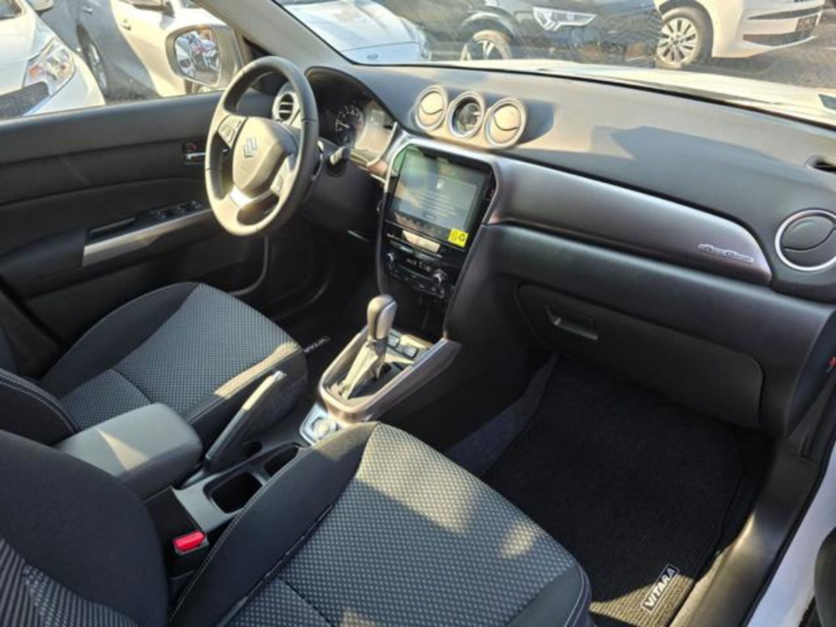 Suzuki Vitara 1.4h Starview 4wd allgrip 110cv at (11)