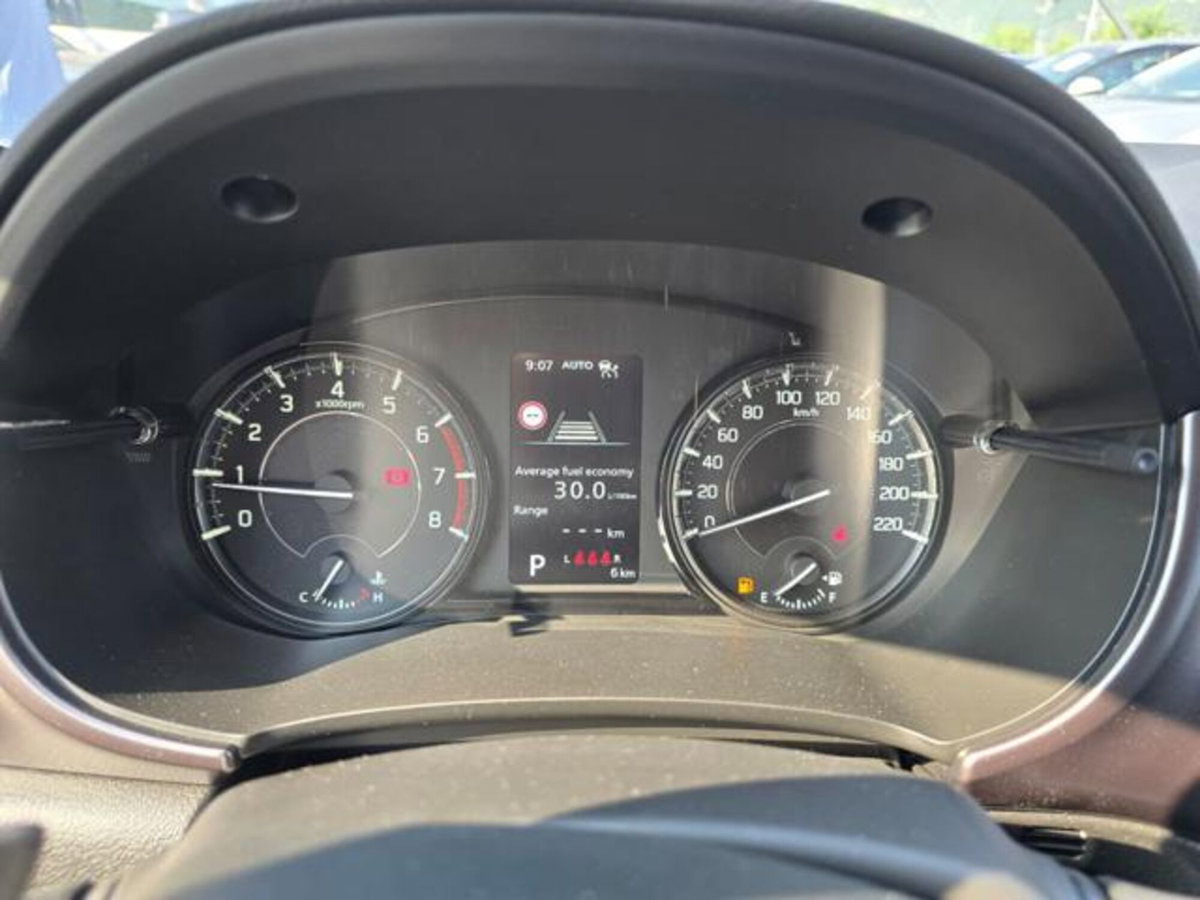 Suzuki Vitara 1.4h Starview 4wd allgrip 110cv at (15)