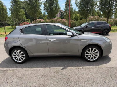 Alfa Romeo Giulietta 1.4 Turbo Giulietta Gpl 120cv (5)