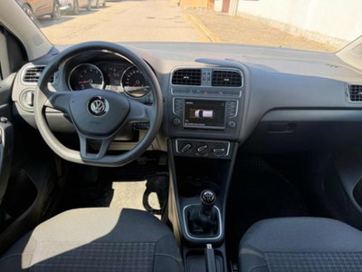 Volkswagen Polo 1.2 TSI 5p. Highline BlueMotion Technology (11)