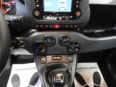 Fiat Panda 1.0 firefly hybrid s&s 70cv 5p.ti (17)