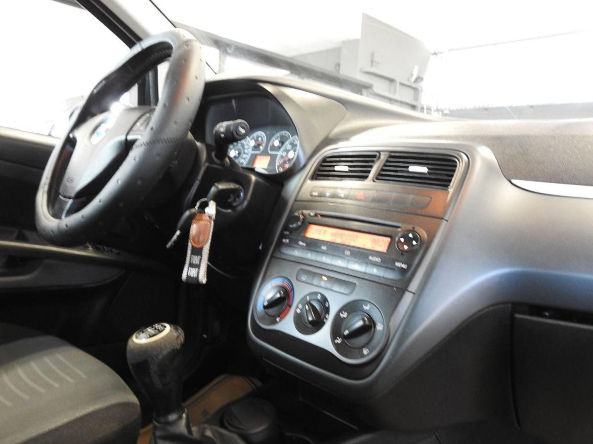 Fiat Grande Punto 1.3 MJT 75 CV 5 porte Actual (10)