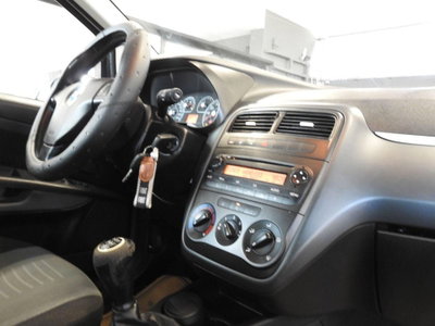 Fiat Grande Punto 1.3 MJT 75 CV 5 porte Actual (10)