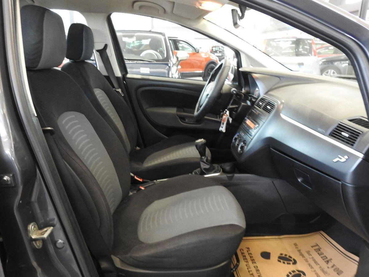 Fiat Grande Punto 1.3 MJT 75 CV 5 porte Actual (12)