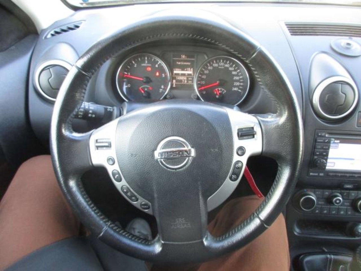 Nissan Qashqai 1.6 dCi 4WD Tekna (13)