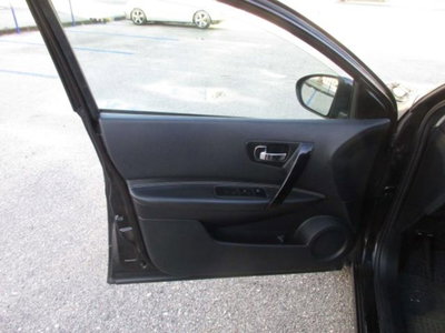 Nissan Qashqai 1.6 dCi 4WD Tekna (9)