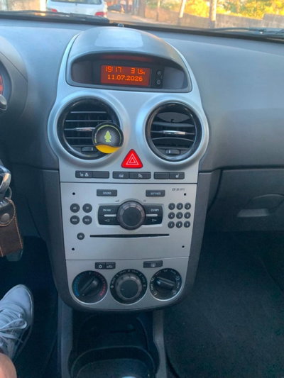 Opel Corsa 1.3 CDTI 90CV 5 porte Enjoy (10)