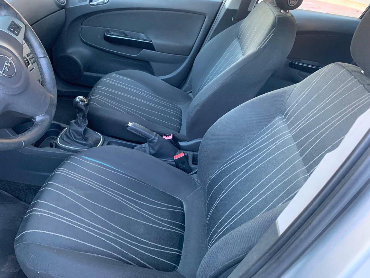 Opel Corsa 1.3 CDTI 90CV 5 porte Enjoy (8)