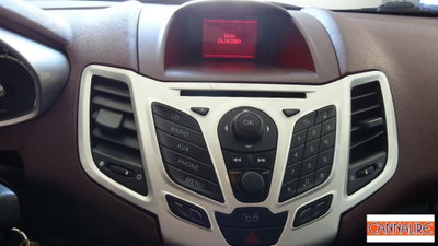 Ford Fiesta 1.4 96CV aut. 5 porte Titanium (11)