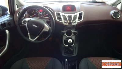 Ford Fiesta 1.4 96CV aut. 5 porte Titanium (7)