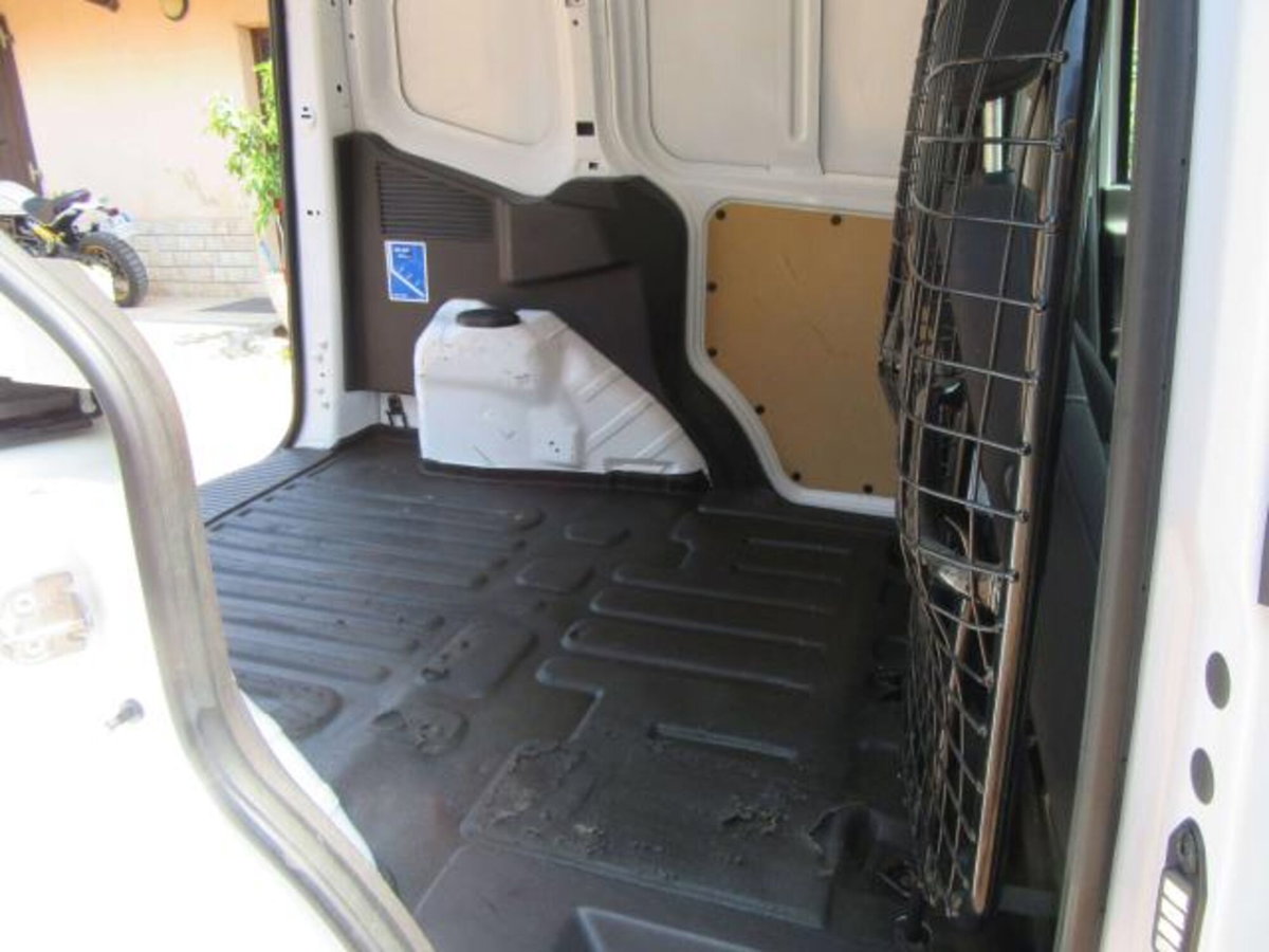 Ford Transit Courier 1.5 TDCi 75CV  Trend (14)