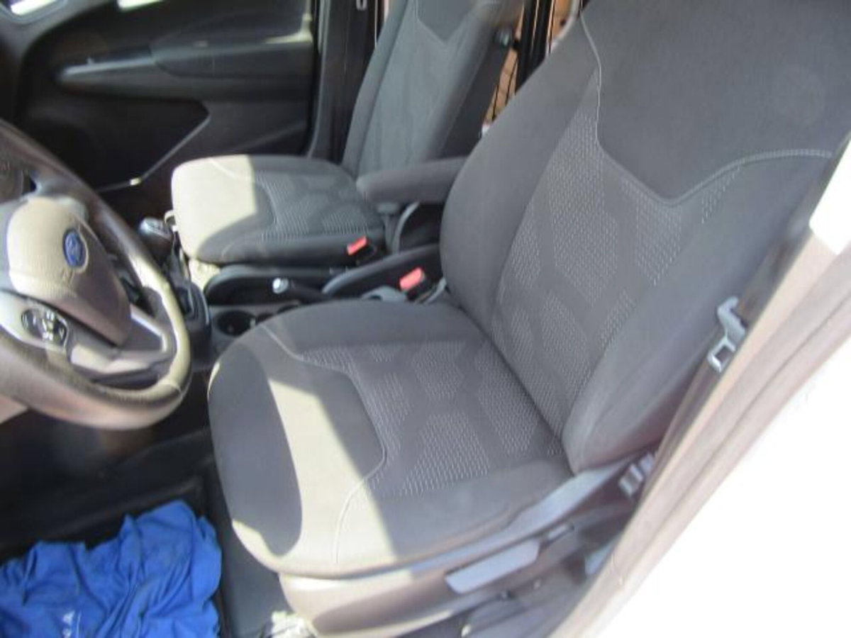 Ford Transit Courier 1.5 TDCi 75CV  Trend (5)