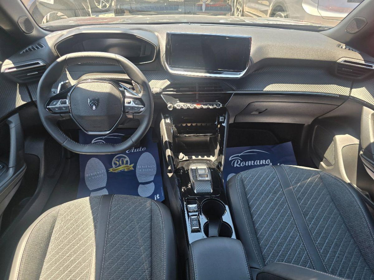 Peugeot 2008 1.2 hybrid Allure 145cv e-dcs6 (8)