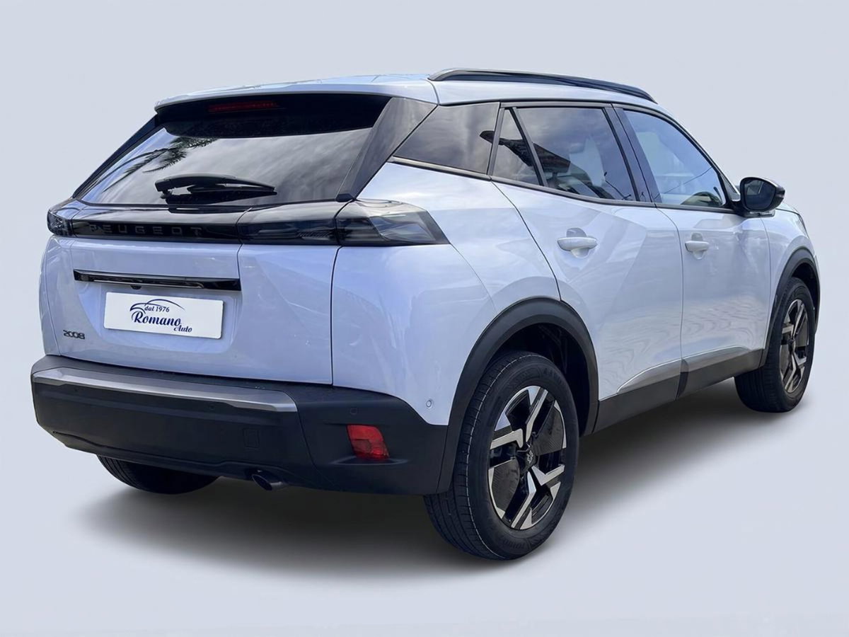 Peugeot 2008 PureTech 100 S&S Allure (4)