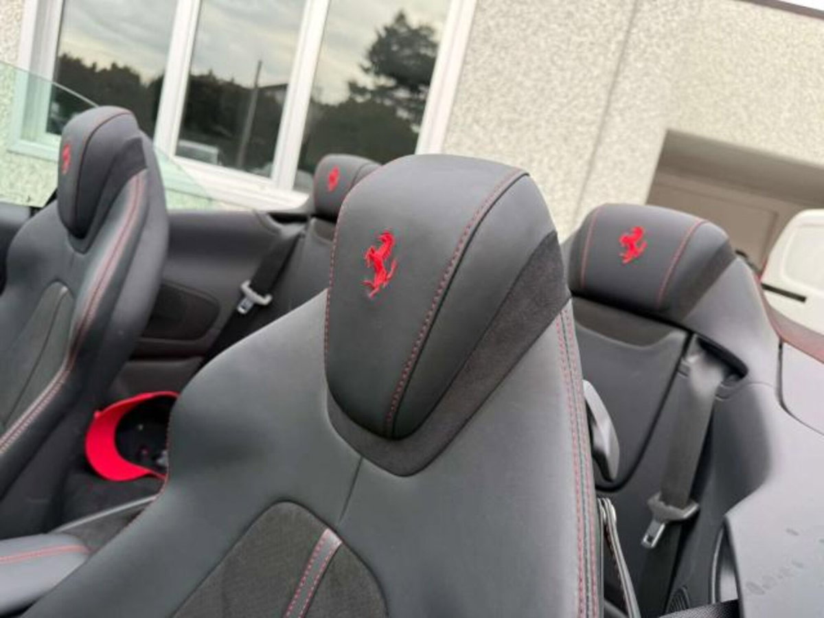 Ferrari Roma Spider 3.9 F1 dct (13)