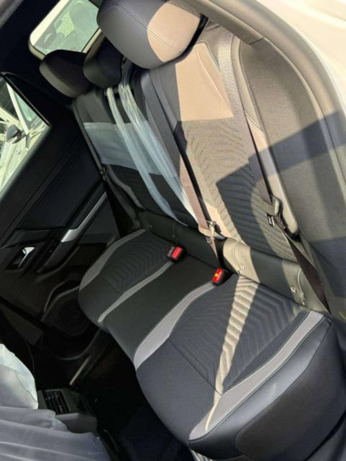 Jeep Compass 1.2 turbo e-hybrid mhev First Edition fwd 145cv edct6 (16)