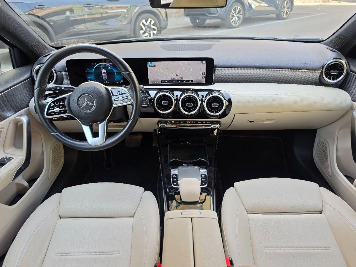 Mercedes-Benz Classe A 180 d Automatic Sport (11)