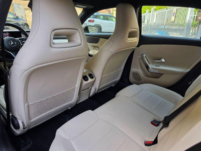 Mercedes-Benz Classe A 180 d Automatic Sport (13)