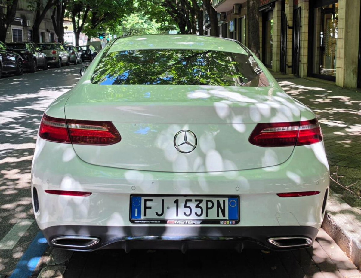 Mercedes-Benz Classe E Coupé 250 CDI Coupé Avantgarde (12)