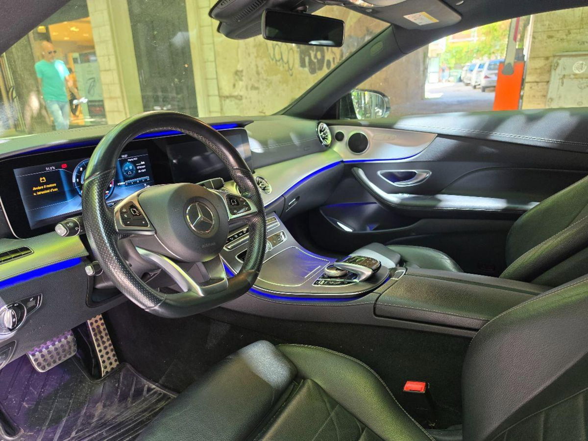 Mercedes-Benz Classe E Coupé 250 CDI Coupé Avantgarde (16)