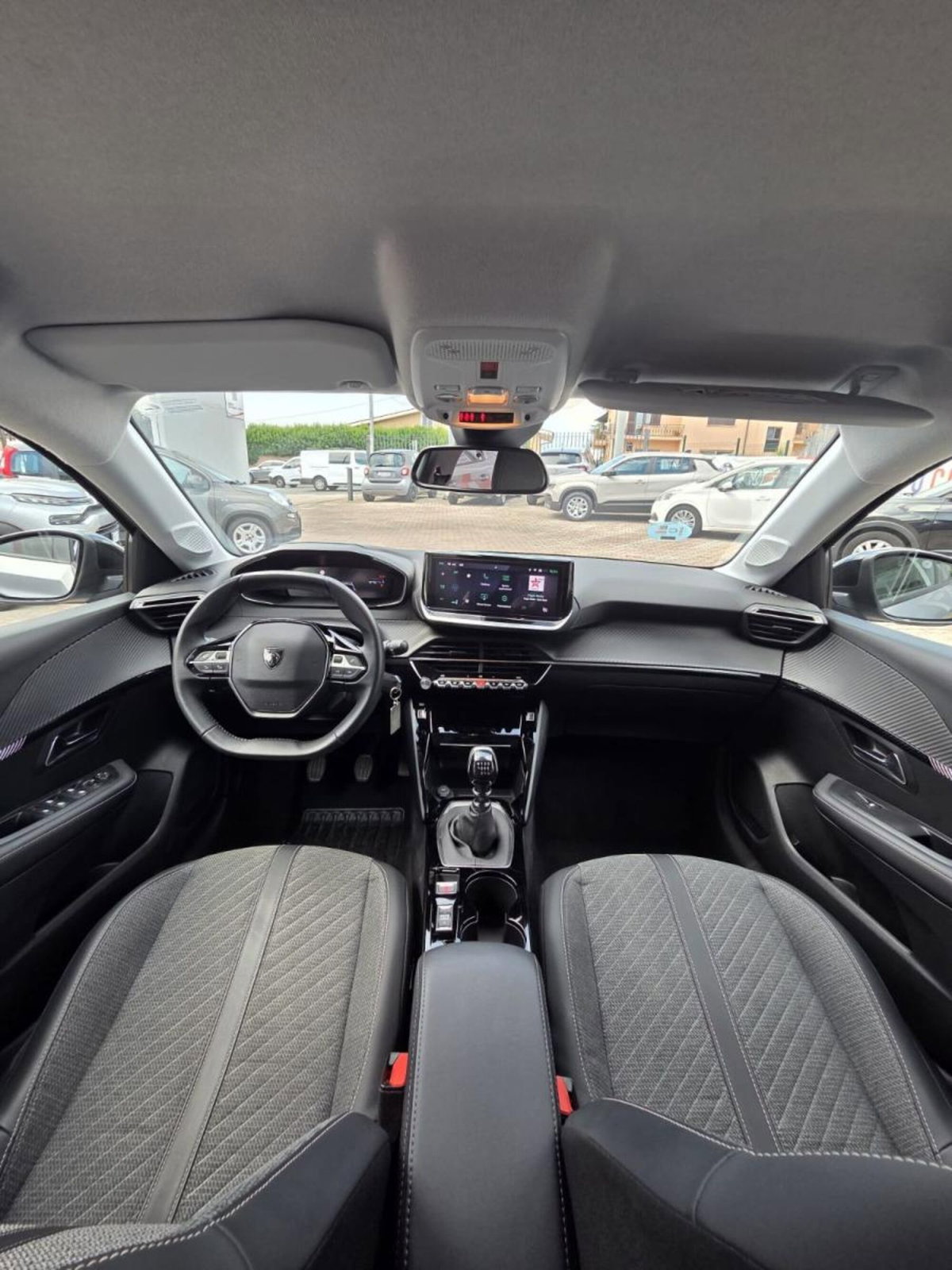 Peugeot 208 PureTech 100 Stop&Start 5 porte Allure (17)