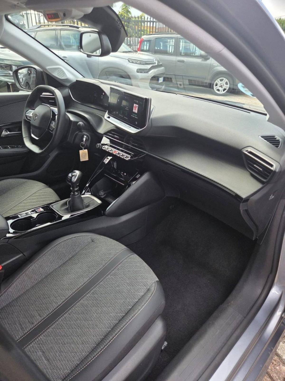 Peugeot 208 PureTech 100 Stop&Start 5 porte Allure (18)