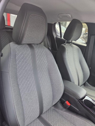 Peugeot 208 PureTech 100 Stop&Start 5 porte Allure (19)