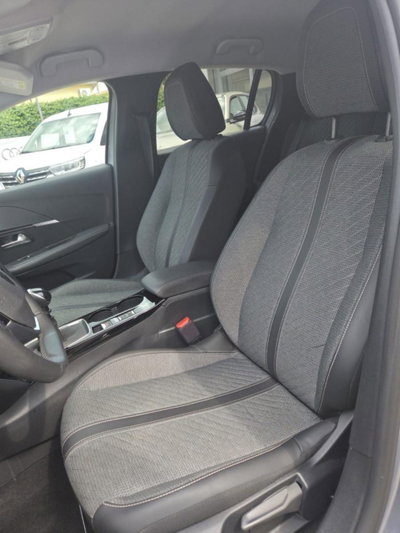 Peugeot 208 PureTech 100 Stop&Start 5 porte Allure (9)