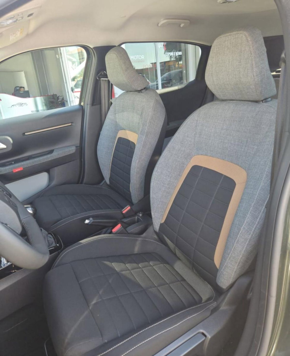 Citroen C3 Aircross 1.2 puretech turbo Plus 100cv (9)