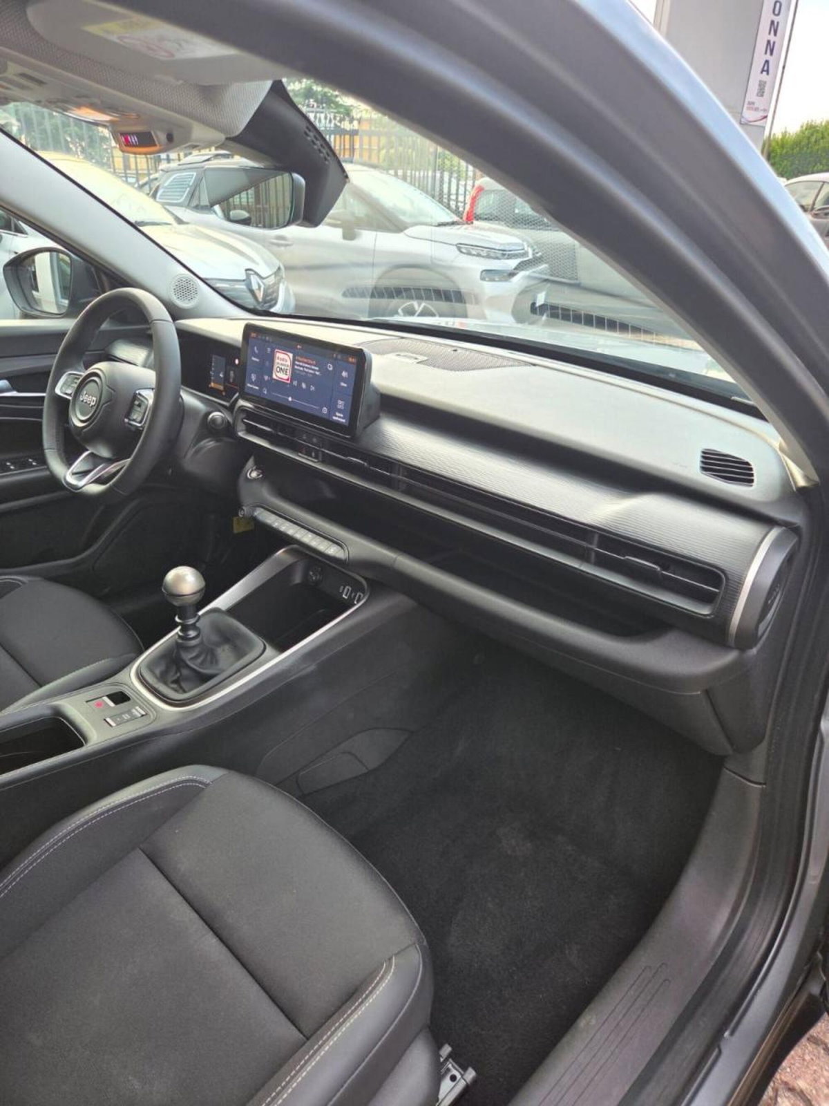 Jeep Avenger 1.2 turbo Altitude fwd 100cv (20)