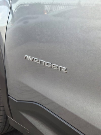Jeep Avenger 1.2 turbo Altitude fwd 100cv (7)