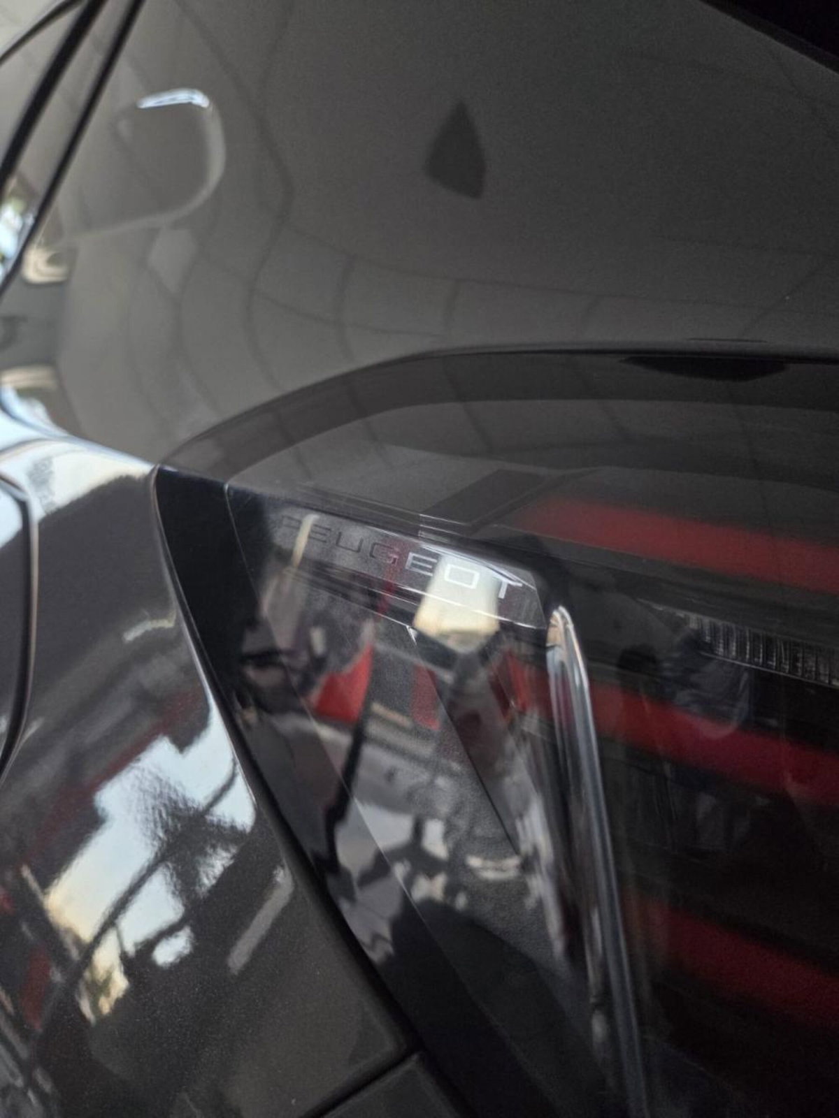 Peugeot 208 PureTech 100 Stop&Start 5 porte Allure (18)