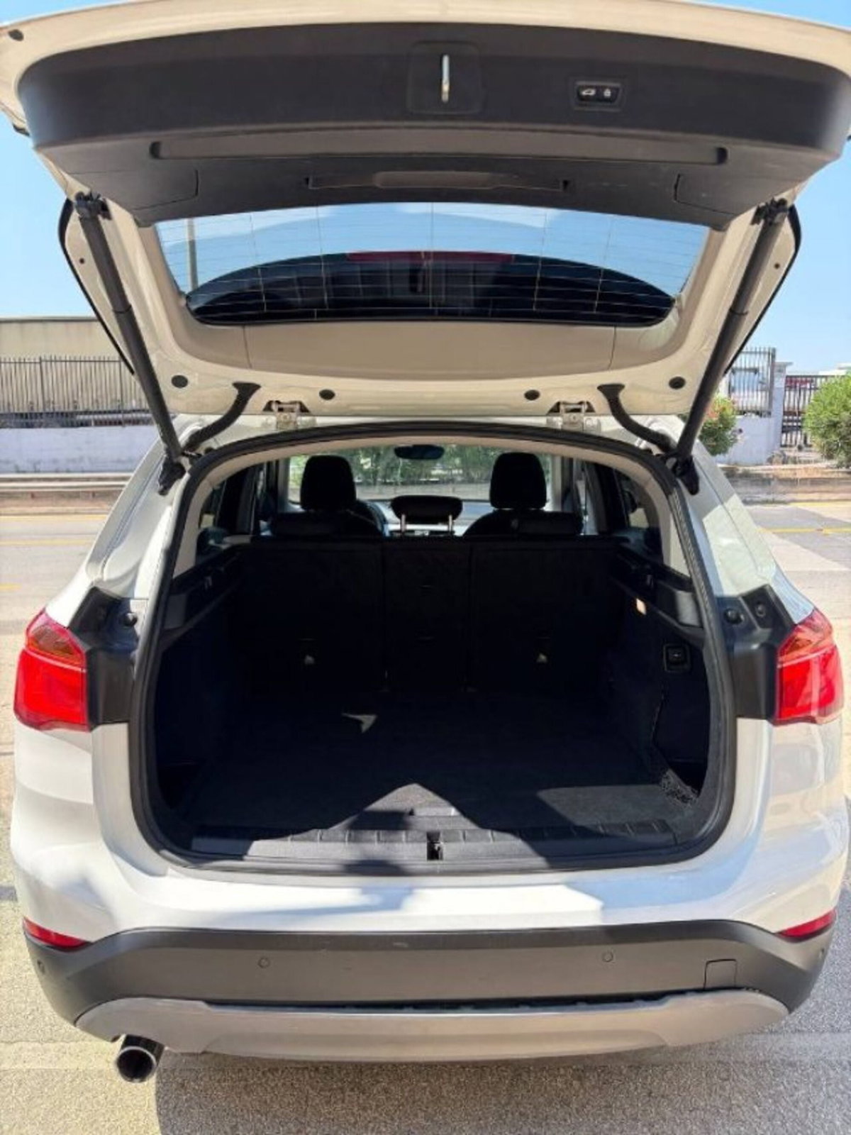 BMW X1 sDrive18d Sport (9)