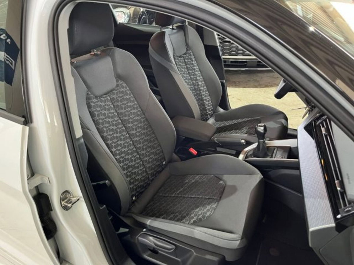 Audi A1 Sportback Sportback 30 1.0 tfsi Business 110cv s-tronic (14)
