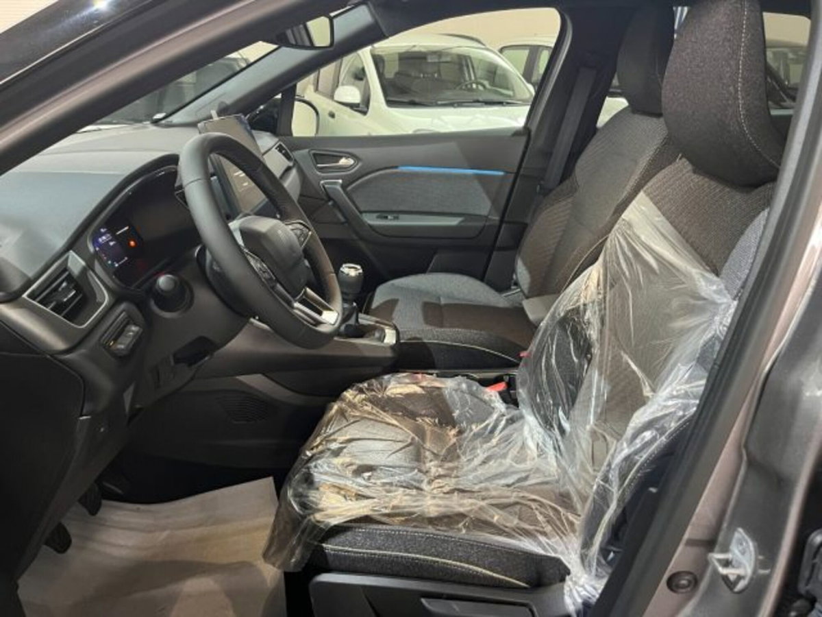 Renault Captur 1.2 eco-g Techno 120cv (12)